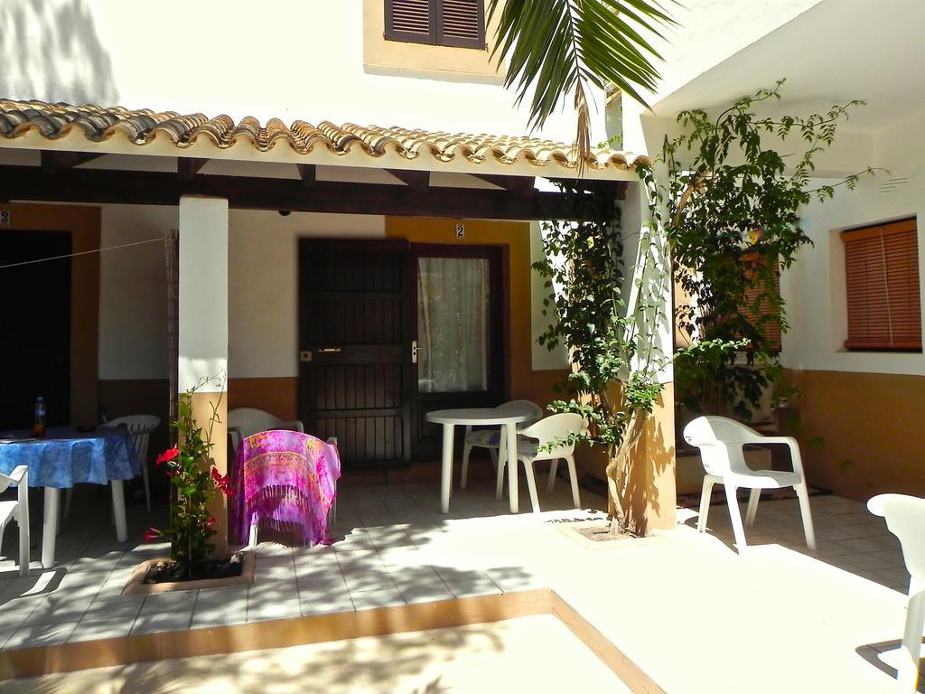 Viviendas Turísticas Vacacionales Allida Playa Migjorn Exterior foto